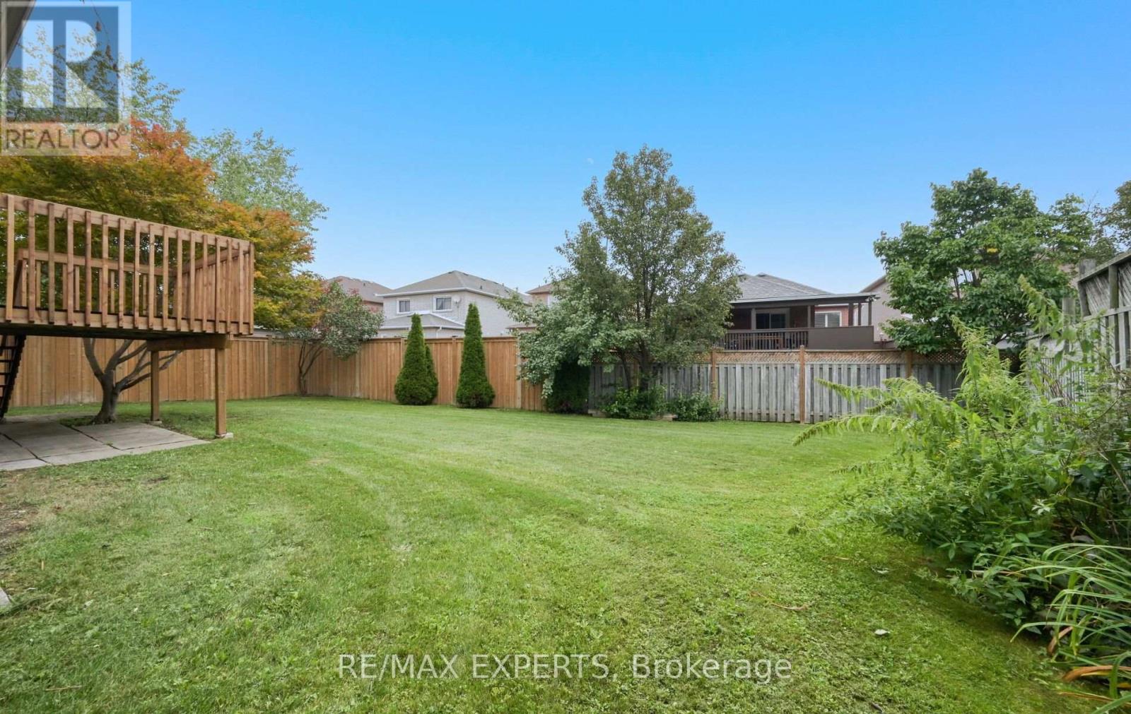 13 PAULETTE WAY - 48