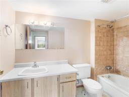 1105 30 Lake Crest Road, Winnipeg, MB R3T5J8 Photo 12