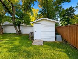 171 2nd Street Se, Altona, MB R0G0B3 Photo 16