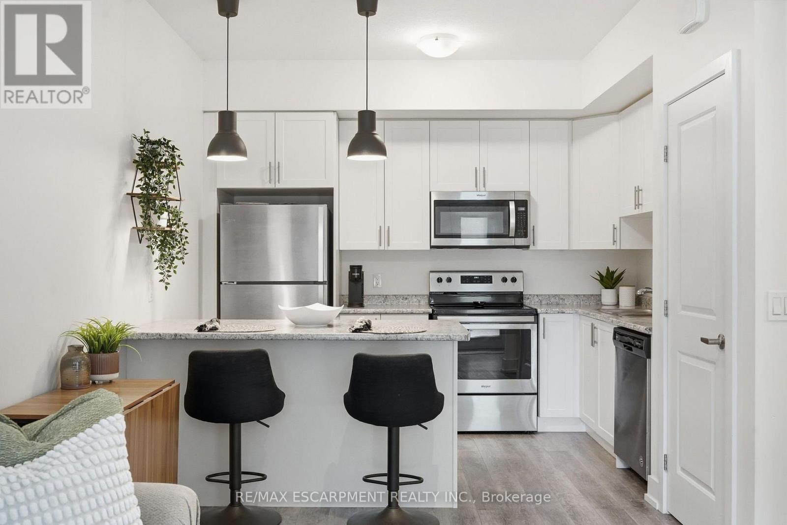 #18 261 SKINNER ROAD - 9