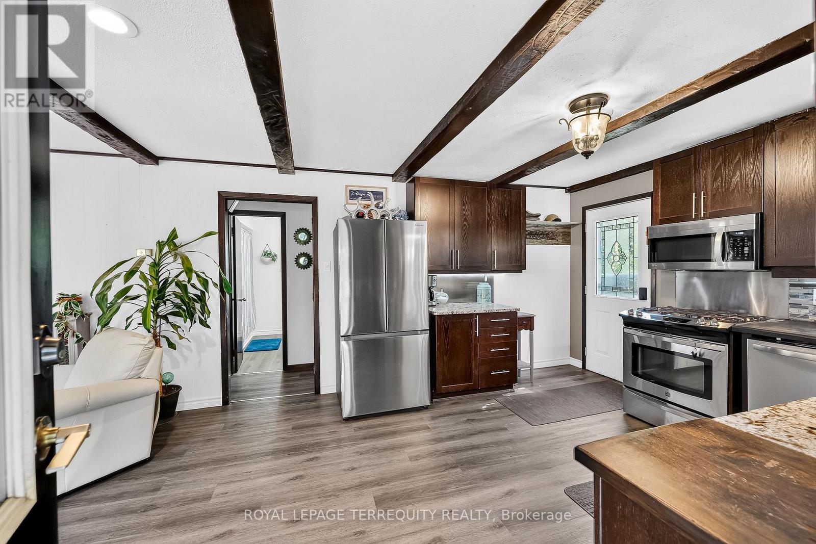 135 IZUMI WAY - Image 18