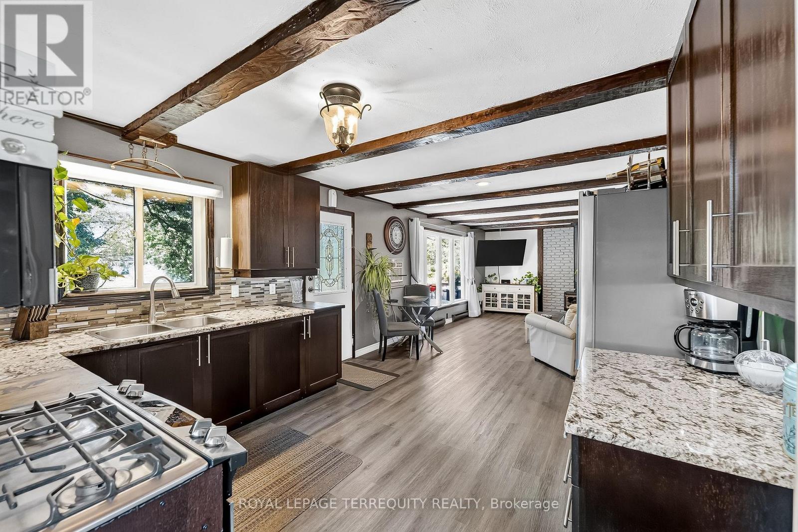 135 IZUMI WAY - Image 21