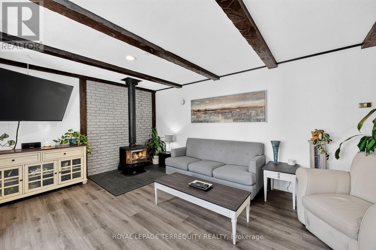 135 IZUMI WAY - Image 25