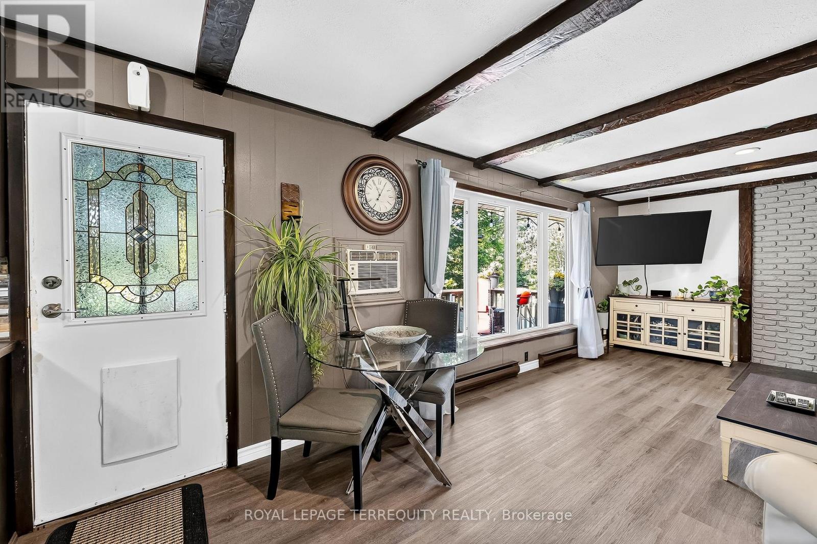 135 IZUMI WAY - 27