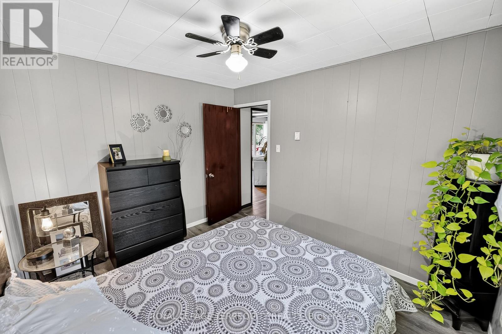 135 IZUMI WAY - Image 31