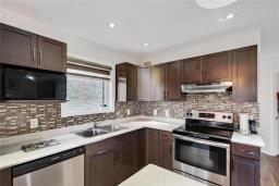 1369 Ravelston Avenue, Winnipeg, MB R2C1W6 Photo 15