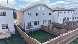 1369 Ravelston Avenue, Winnipeg, MB R2C1W6 Photo 34