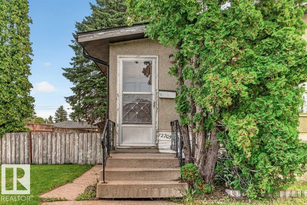 12705 87 ST NW - 3