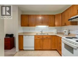 3204, 3204 Sienna Park Green Sw, Calgary, AB T3H3N7 Photo 10