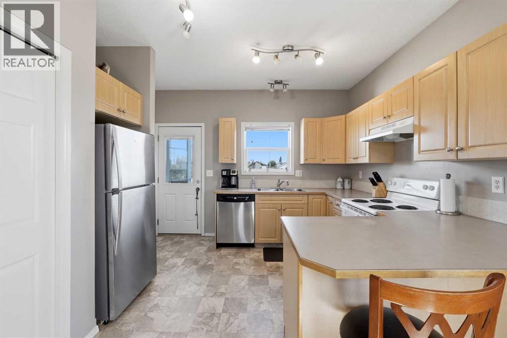 Listing photo – 228 Jenner Crescent, Red Deer