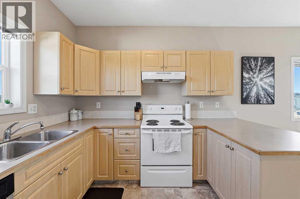 Listing photo – 228 Jenner Crescent, Red Deer