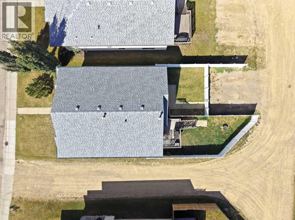 Listing photo – 228 Jenner Crescent, Red Deer
