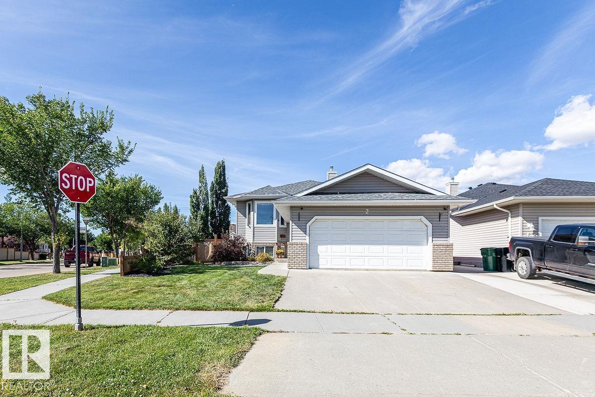 2 WOODS PL, Leduc, Alberta, T9E8T1