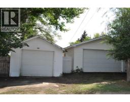 646 7 Street Se, Medicine Hat, AB T1A1K4 Photo 7