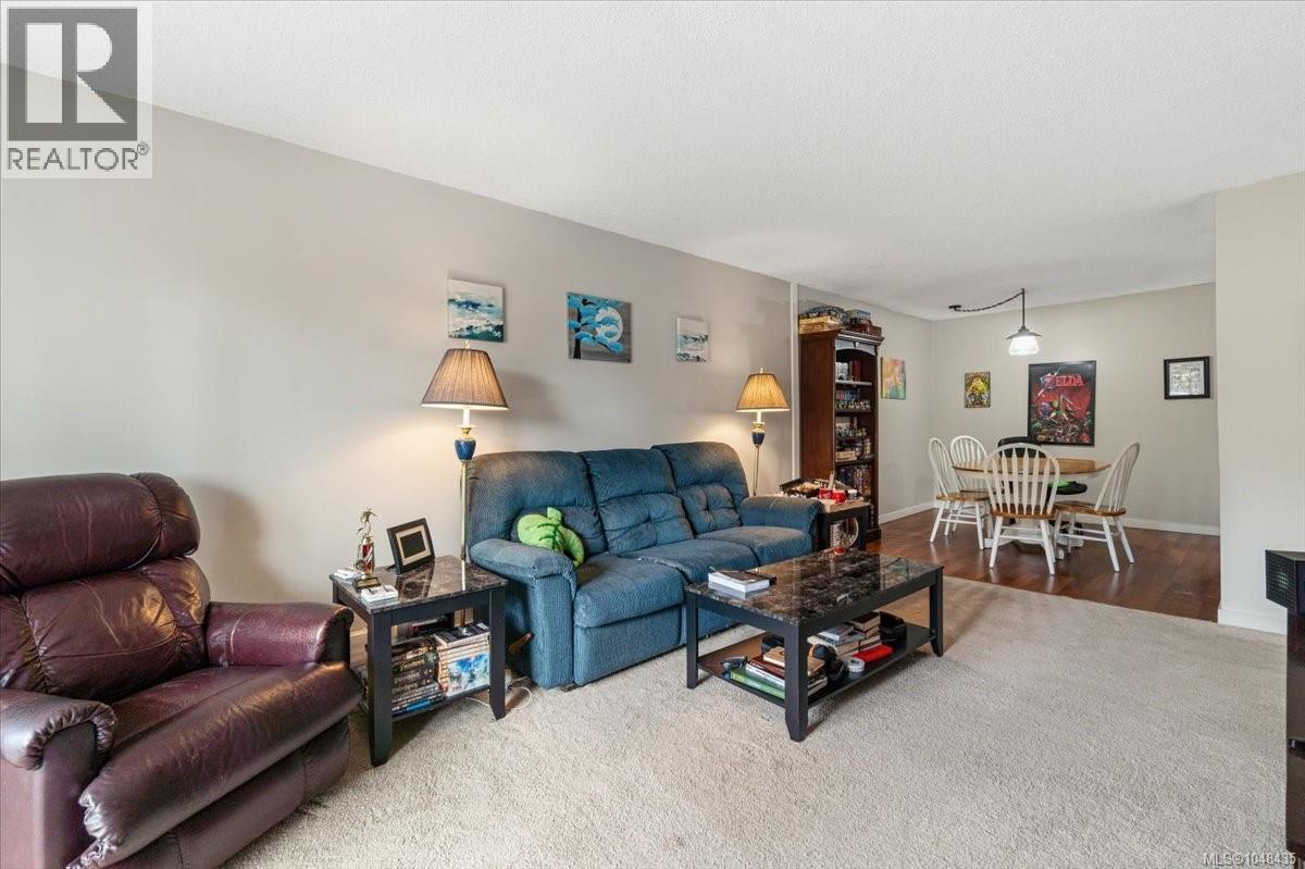 #402 4728 Uplands Drive, Nanaimo, British Columbia, V9T4S9, Nanaimo, British Columbia — photo 3 of 5