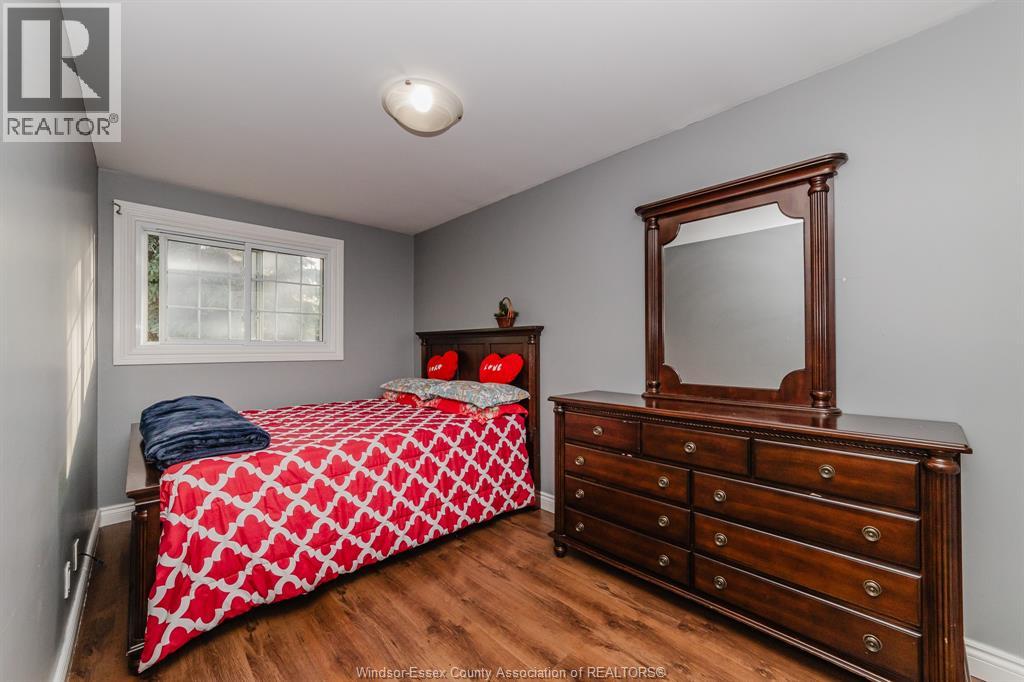 3018 GRANDVIEW STREET - 12