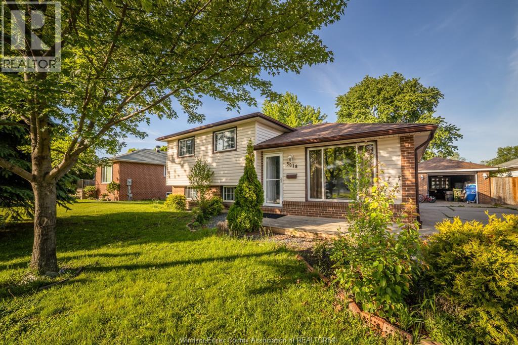 3018 GRANDVIEW STREET - 3
