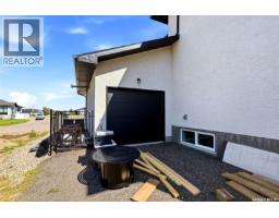 715 3rd Avenue, Pilot Butte, SK S0G3Z0 Photo 45