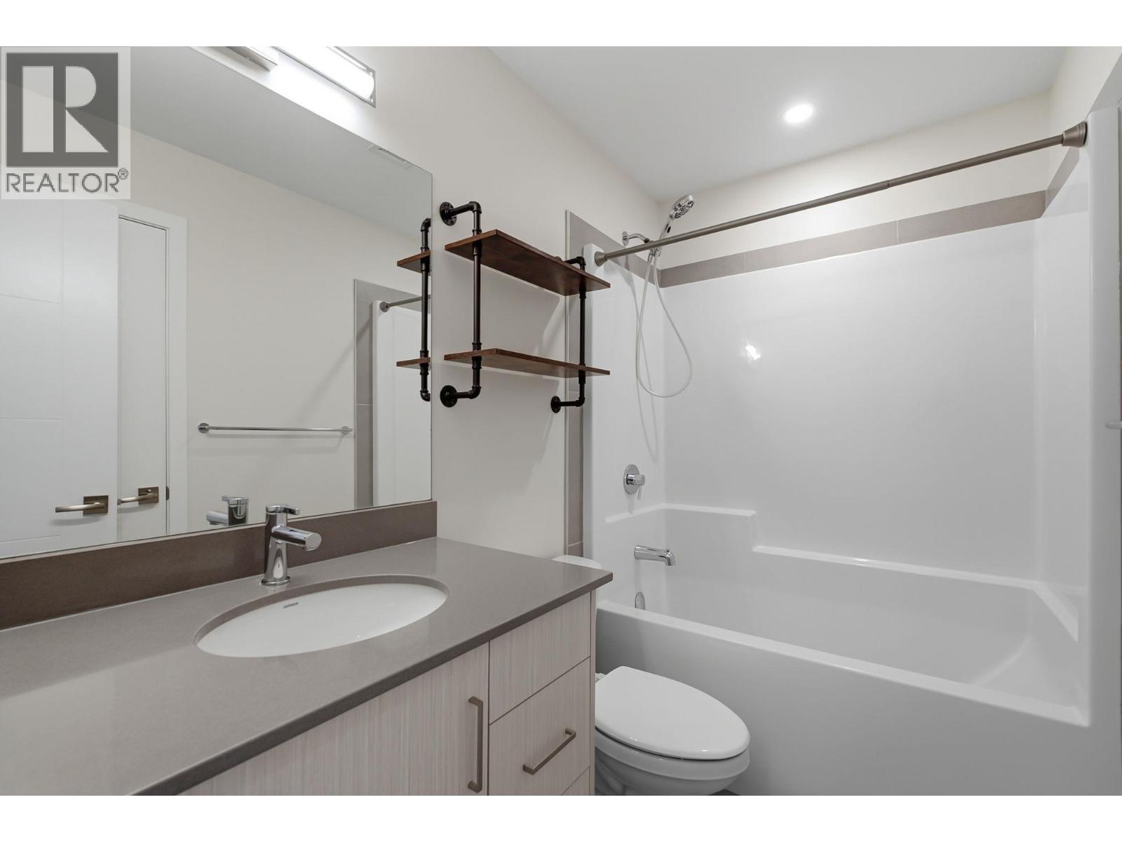 120 2301 Carrington Road, West Kelowna