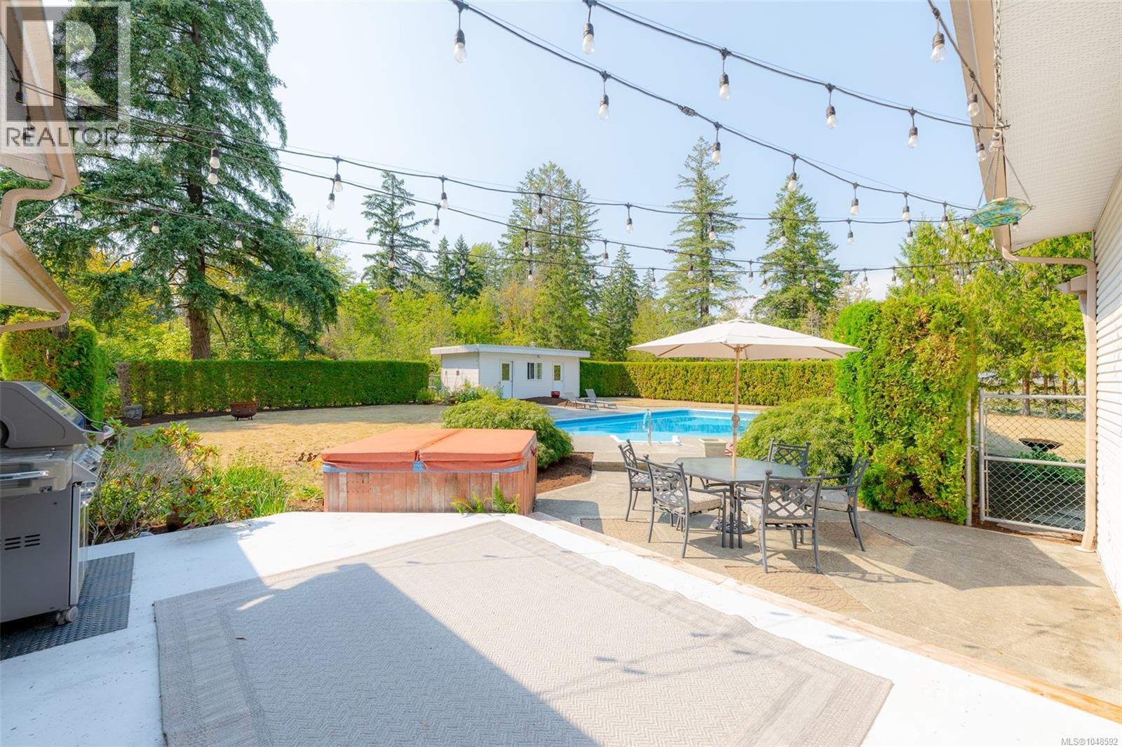 6038 Kirkpatrick Rd - 33