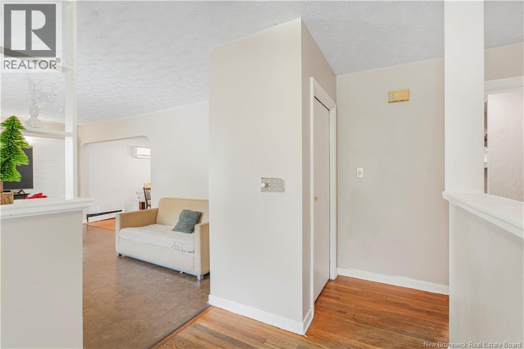 1019 York Street - Image 17
