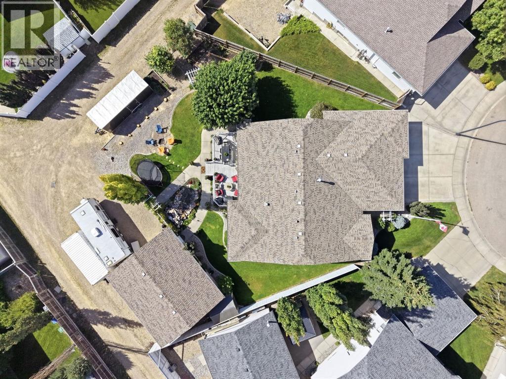 Listing photo – 112 Ammeter Close, Red Deer