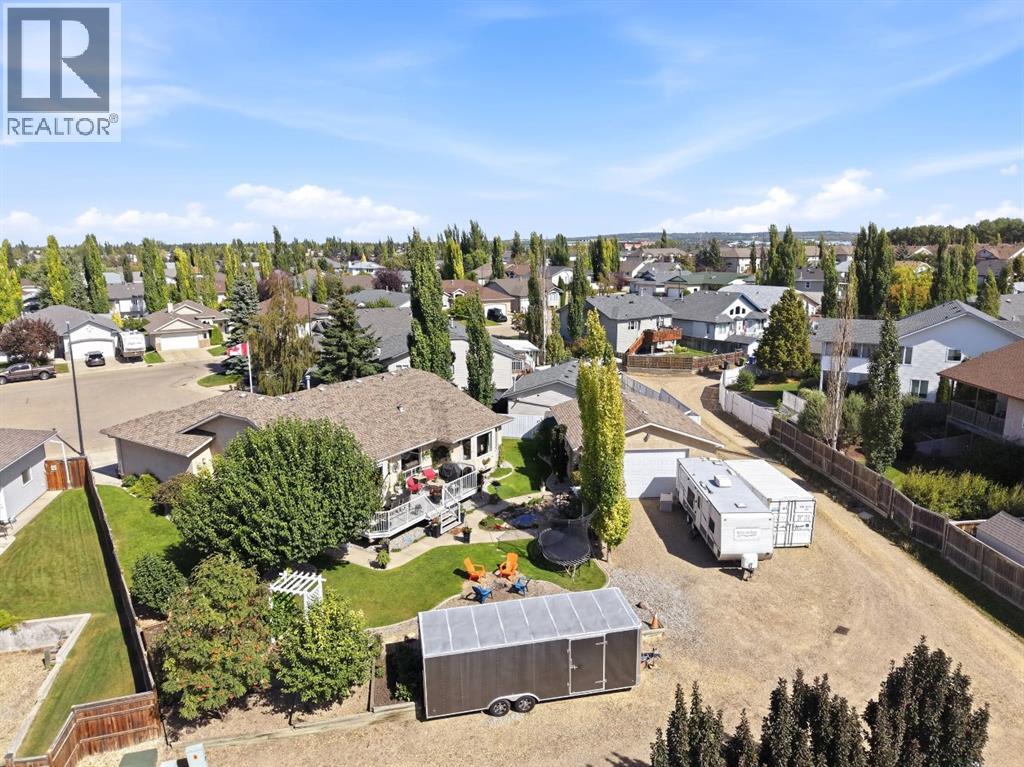 Listing photo – 112 Ammeter Close, Red Deer