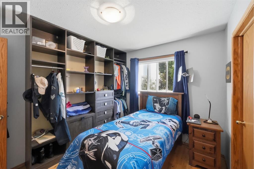 Listing photo – 112 Ammeter Close, Red Deer