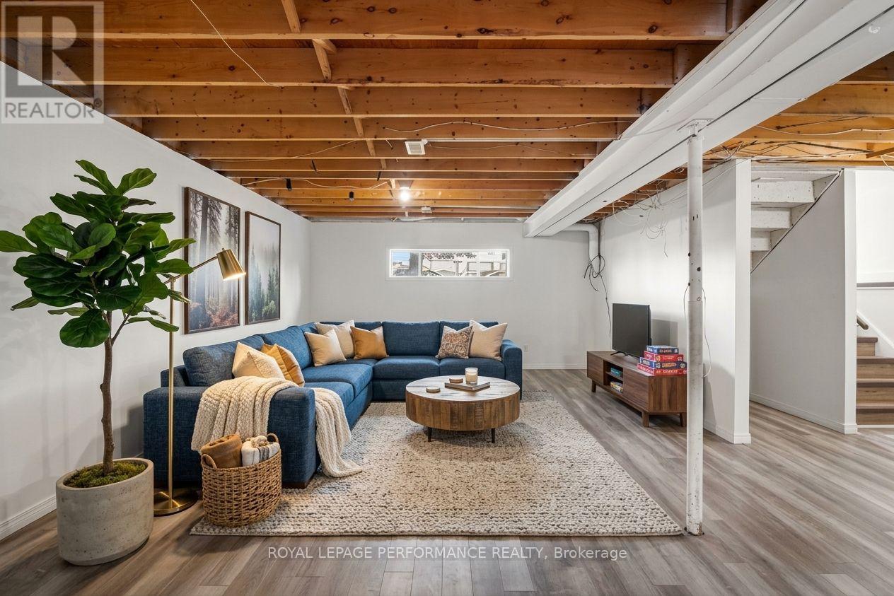 1011 ADOLPHUS STREET - 22