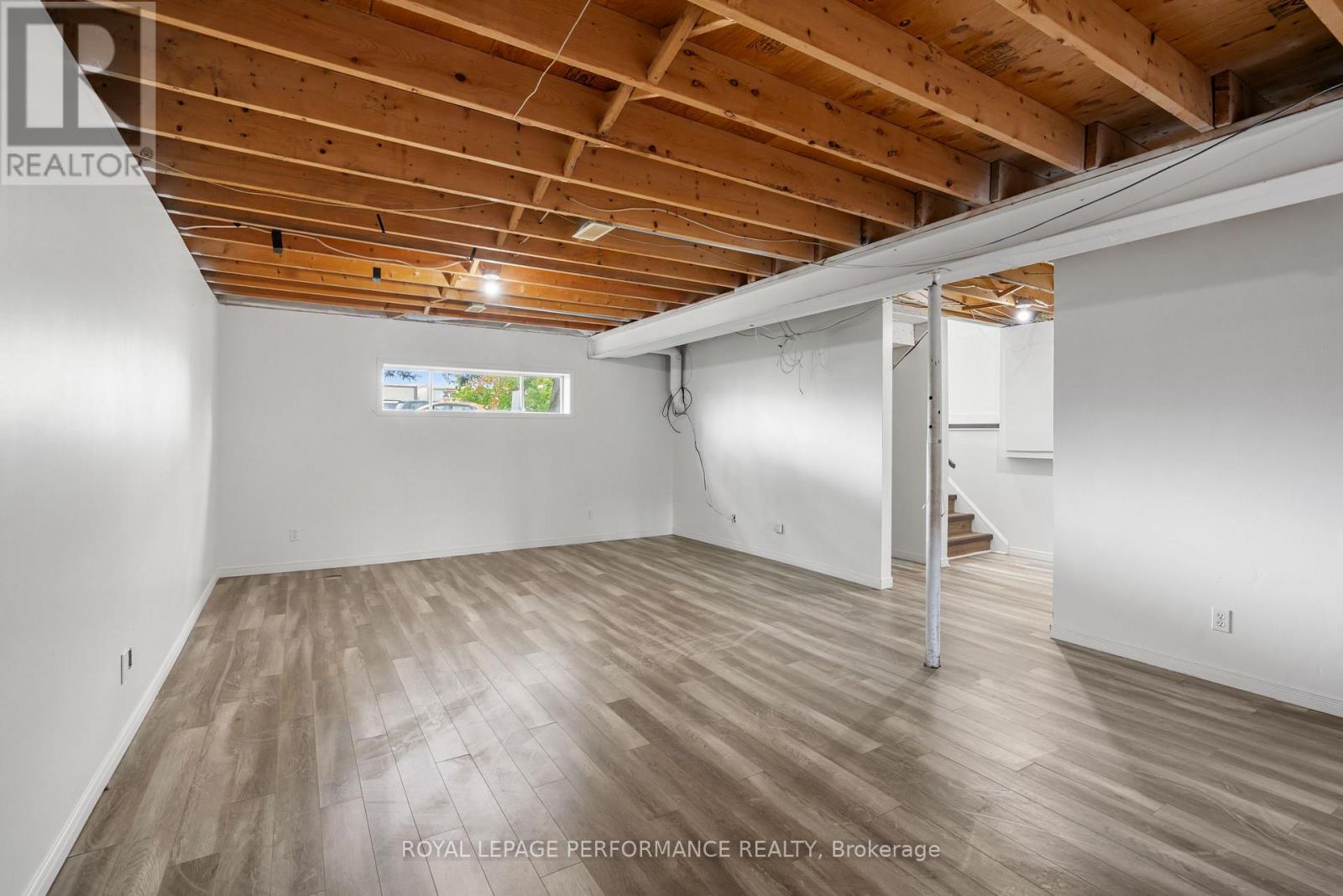 1011 ADOLPHUS STREET - 24