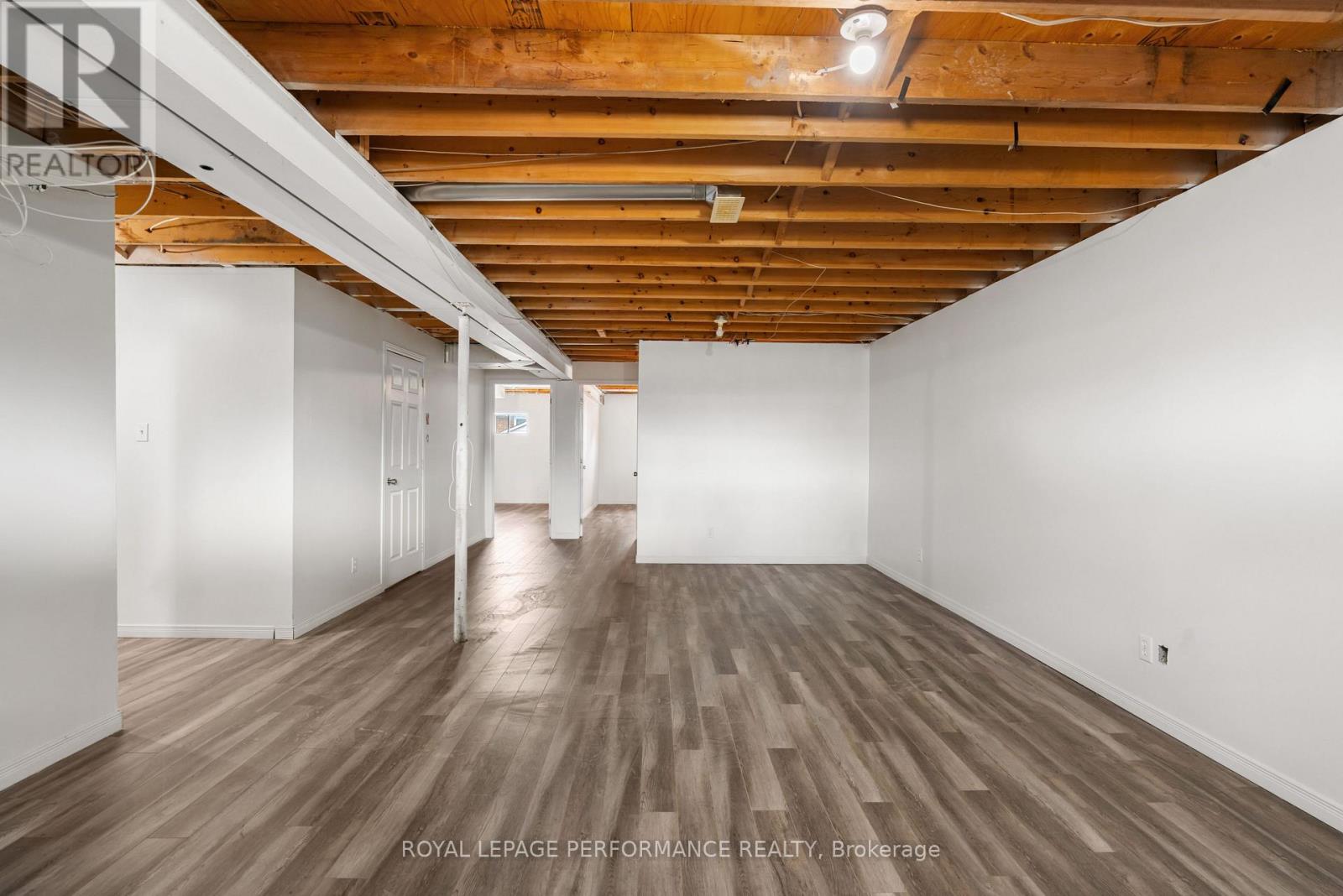 1011 ADOLPHUS STREET - 25