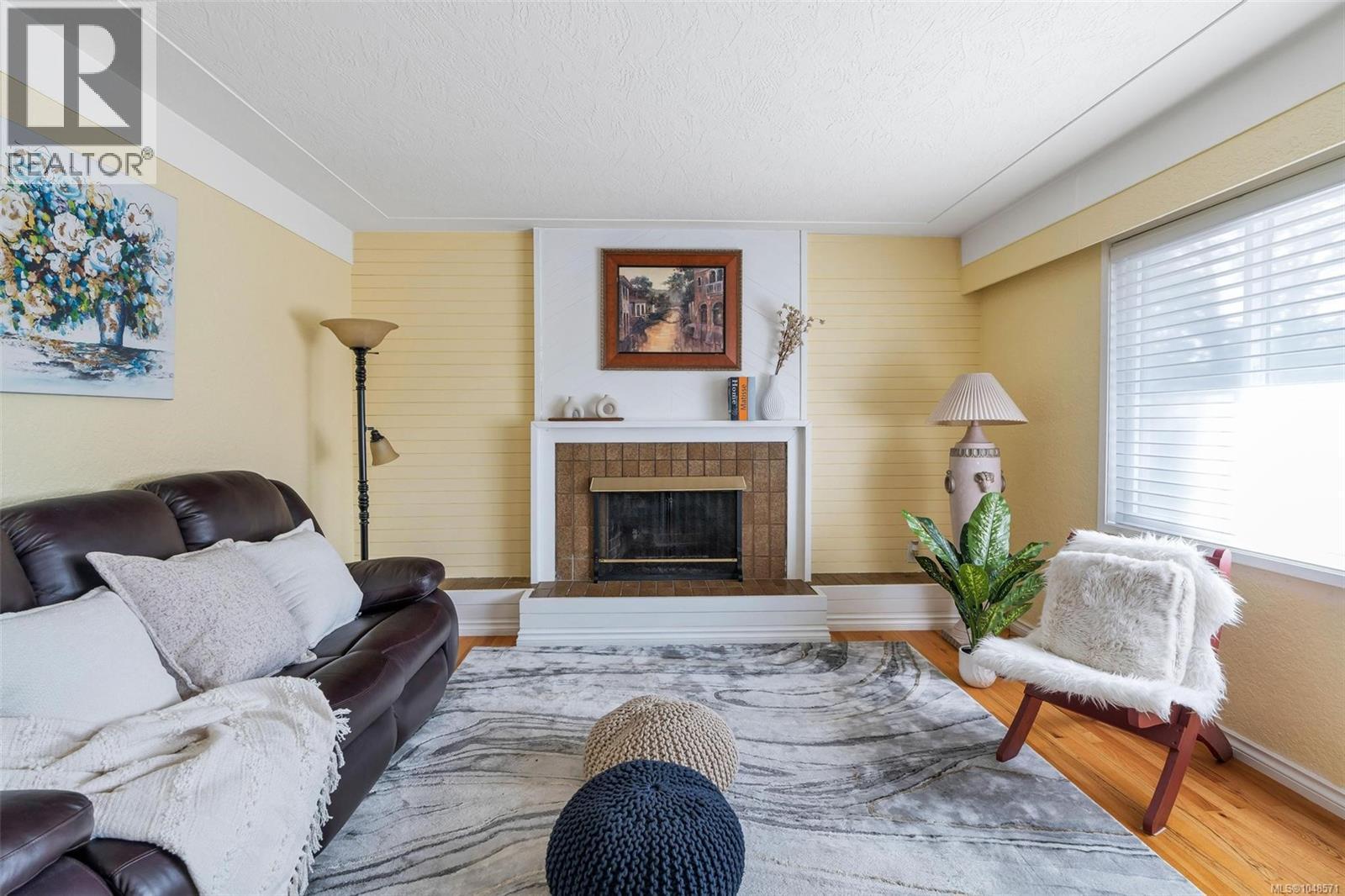  1640 Earlston Avenue, Saanich