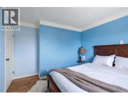 1640 Earlston Ave, Saanich, BC V8P2Z5 Photo 24