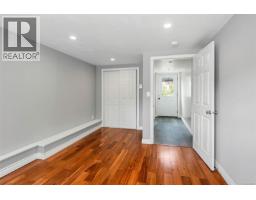 1640 Earlston Ave, Saanich, BC V8P2Z5 Photo 47