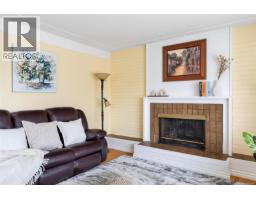 Bedroom - 1640 Earlston Ave, Saanich, BC V8P2Z5 Photo 9