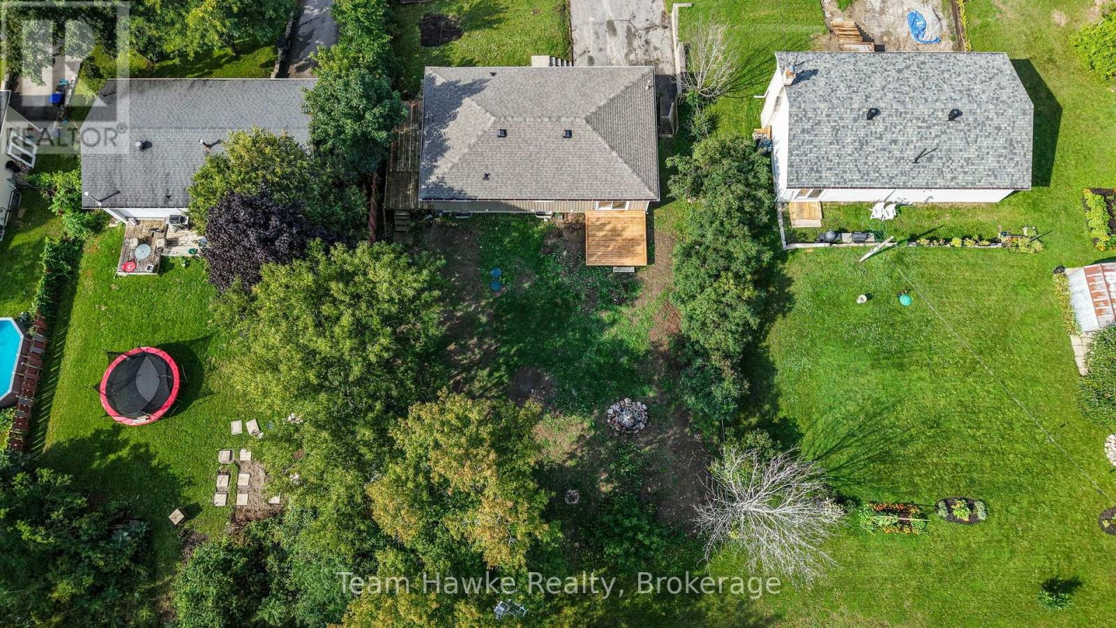 45 EASTON AVENUE - 31