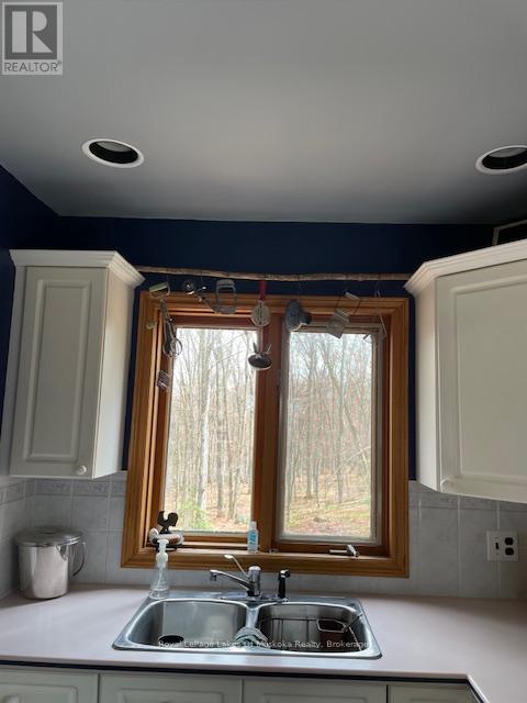 22 FRANK LANE - Image 14