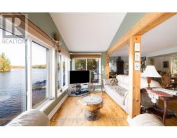566 Hungry Bay Road W, Georgian Bay, ON L0K1S0 Photo 14