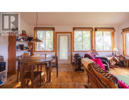 566 Hungry Bay Road W, Georgian Bay, ON L0K1S0 Photo 31