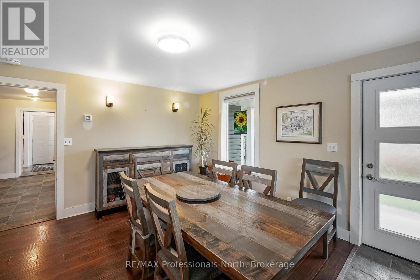 33 MAPLE AVENUE - 15
