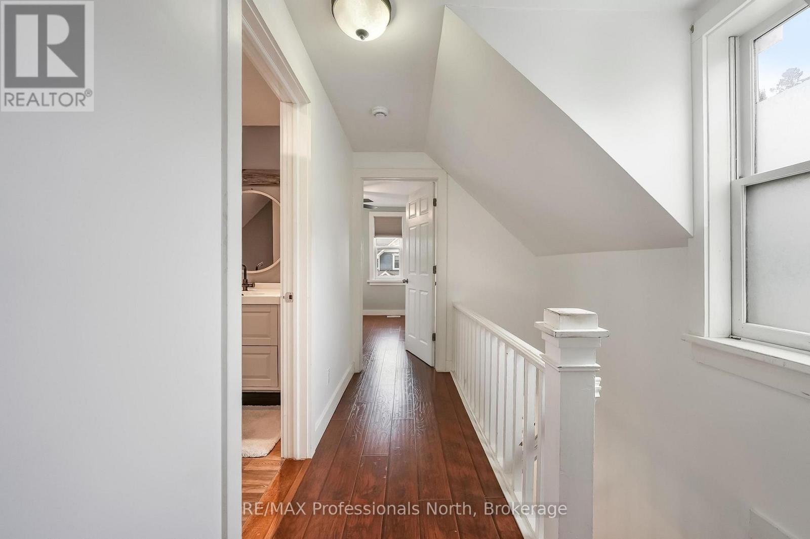 33 MAPLE AVENUE - 23