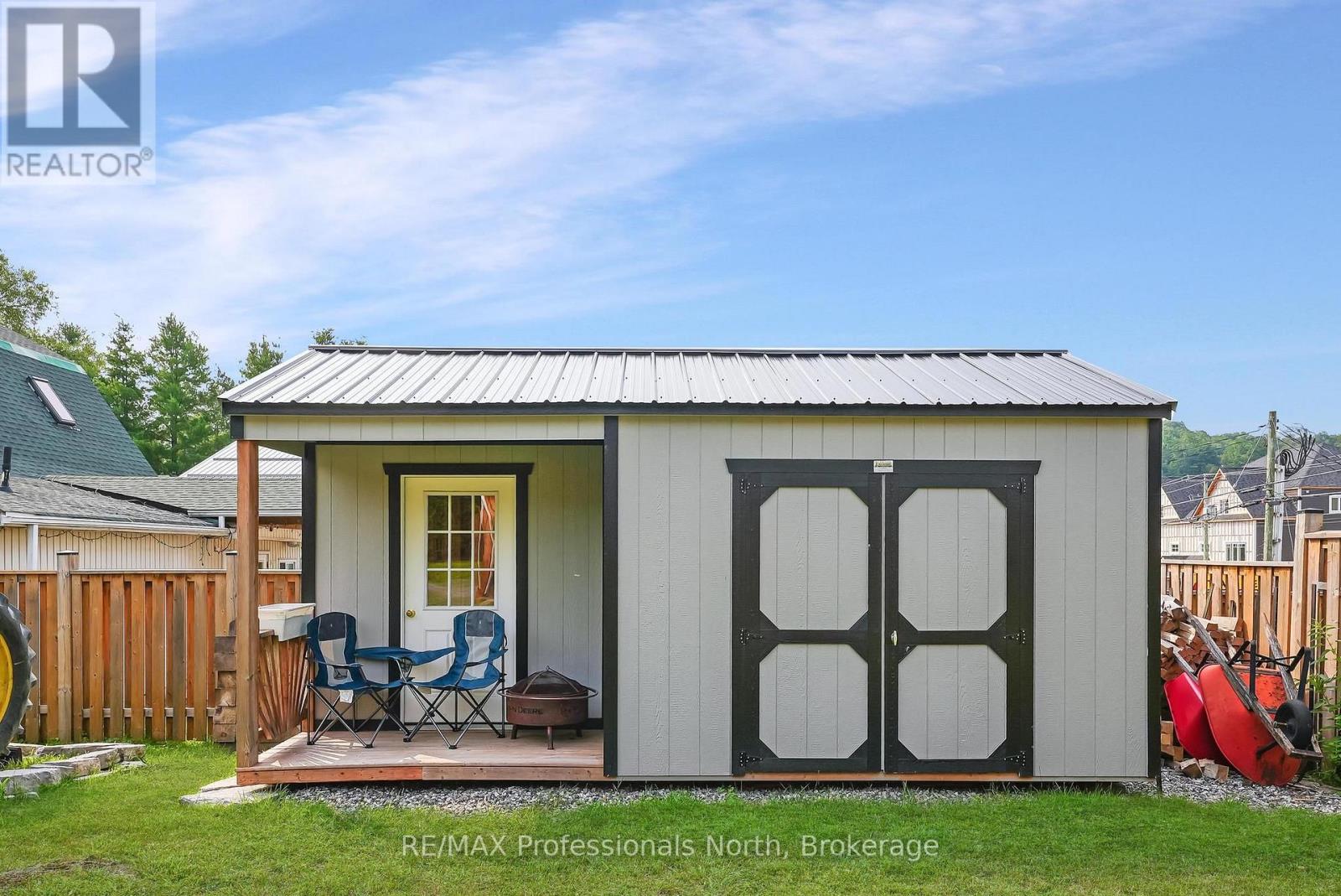 33 MAPLE AVENUE - 44