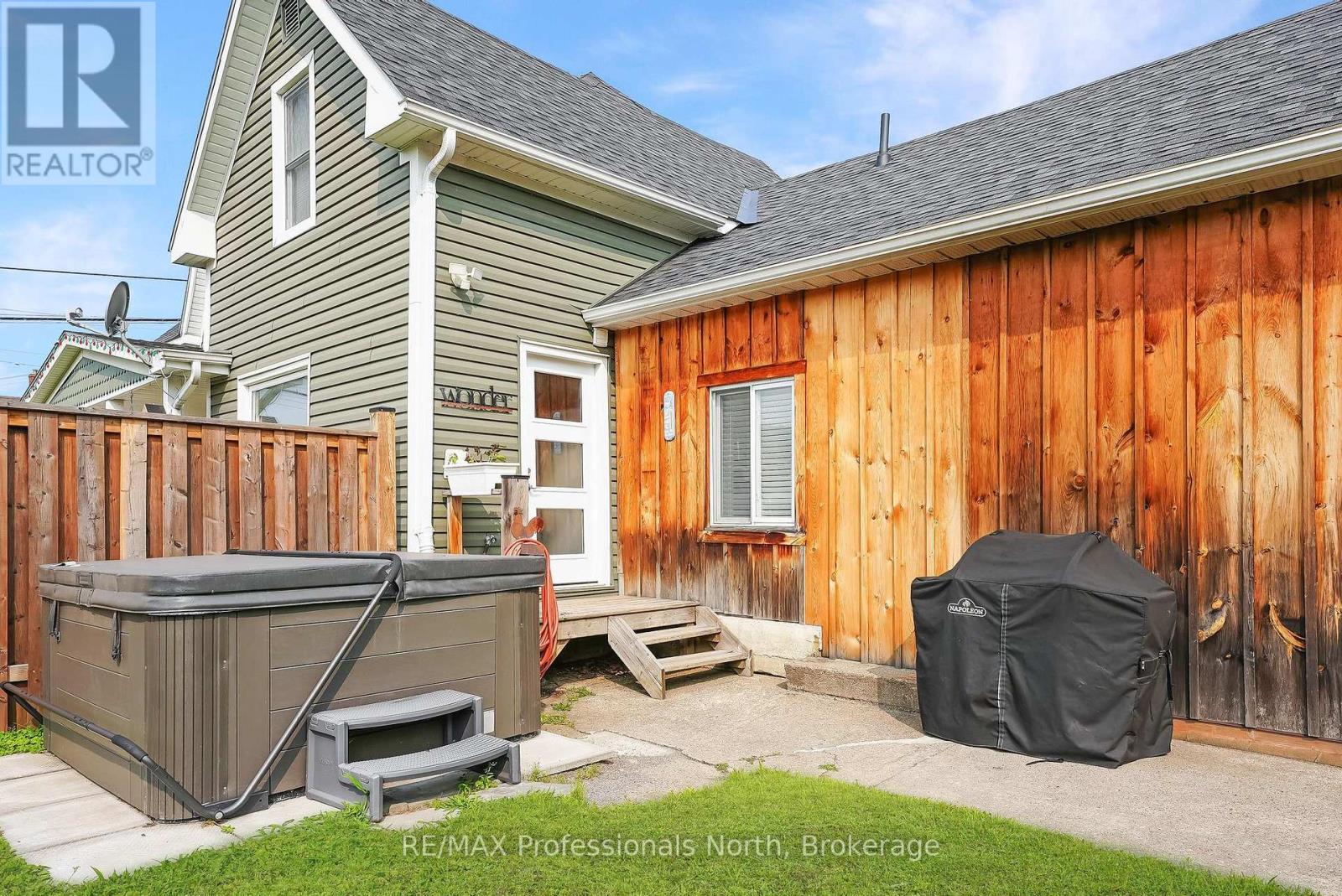 33 MAPLE AVENUE - 45