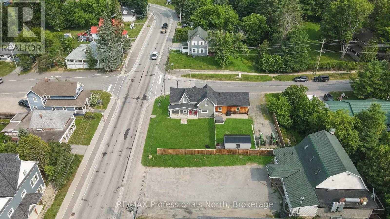 33 MAPLE AVENUE - 47