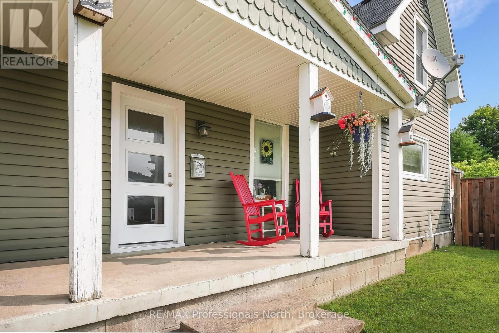33 MAPLE AVENUE - 5