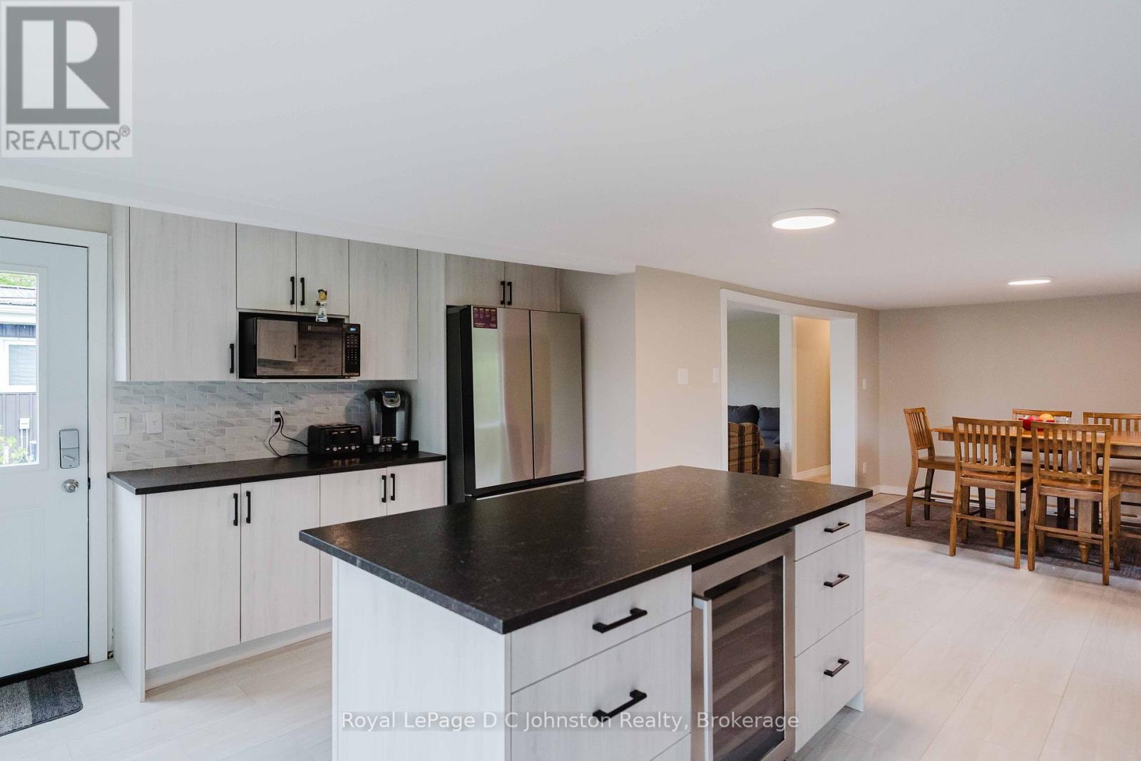 229 EDWARD STREET - 10
