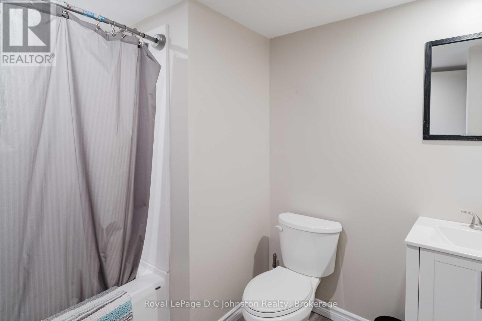 229 EDWARD STREET - 21