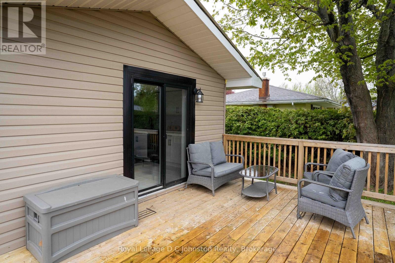 229 EDWARD STREET - 25