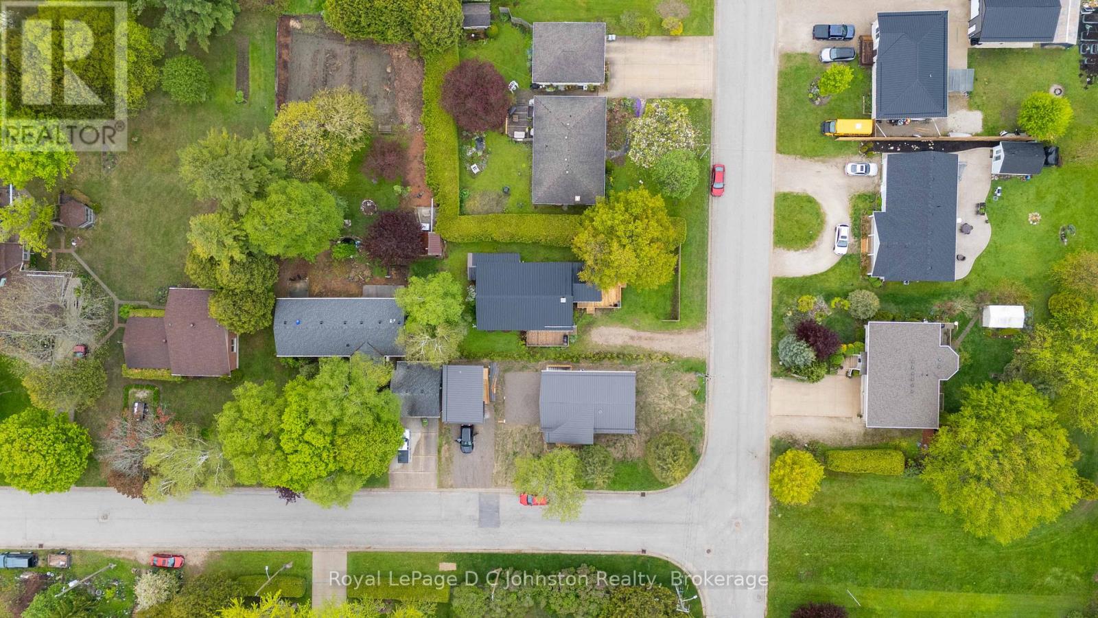 229 EDWARD STREET - 33