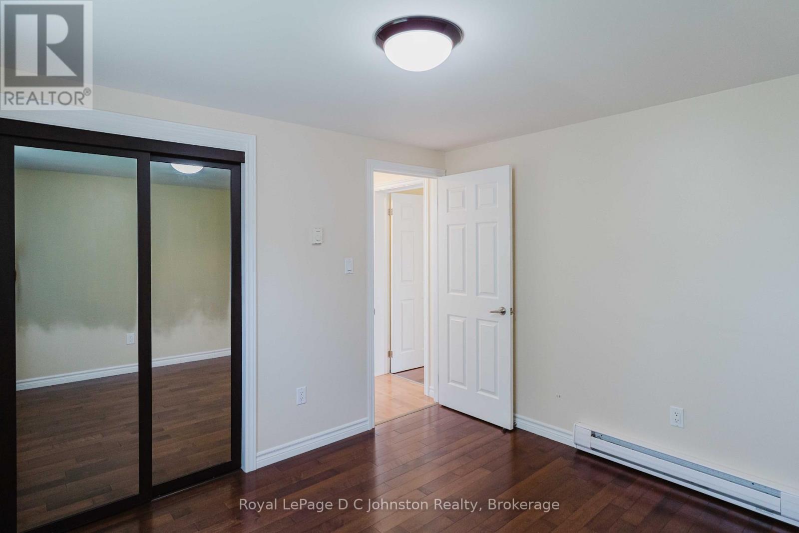 19 SMITH STREET - Image 18